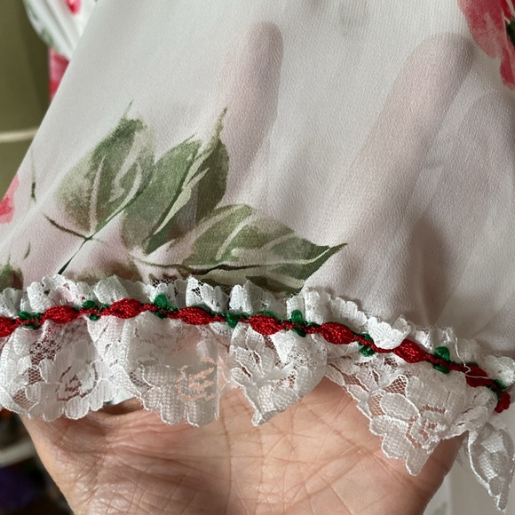 REDUCED 💝 Vtg 80’s “Private Luxuries” flowers honey moon long robe! Size Medium - Picture 6 of 15